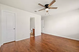 5624 Sunday Silence Dr, Del Valle, TX 78617 - Photo 16