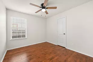 5624 Sunday Silence Dr, Del Valle, TX 78617 - Photo 20