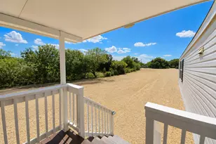 449 Hurst Ln, Seguin, TX 78155 - Photo 2