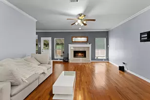 11737 Rydalwater Ln, Austin, TX 78754 - Photo 12