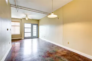 711 W 26th St, Austin, TX 78705 - Photo 2