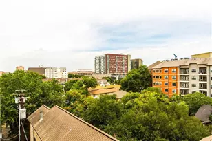 711 W 26th St, Austin, TX 78705 - Photo 14