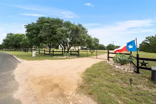 140 Shin Oak Ln, Liberty Hill, TX 78642 - Photo 38