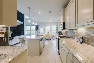 2021 Matlock Cir, Hutto, TX 78634 - Photo 14