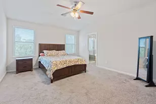 307 Parkside Dr, San Marcos, TX 78666 - Photo 4