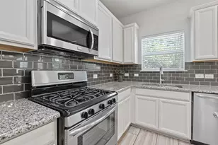 307 Parkside Dr, San Marcos, TX 78666 - Photo 16