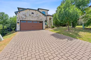 307 Parkside Dr, San Marcos, TX 78666 - Photo 1
