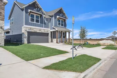 302 Willow Heights Drive, Hutto, TX 78634 - Photo 2