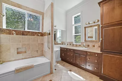 500 Konstanty Circle, Austin, TX 78746 - Photo 26