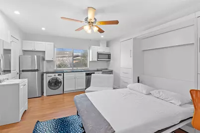 306 E 30 Street #202, Austin, TX 78705 - Photo 4