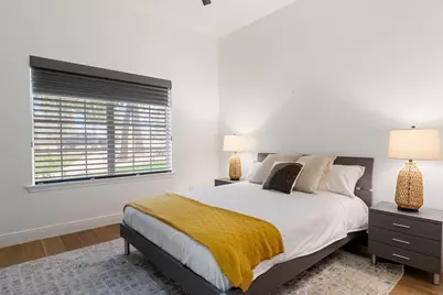 346 The Oaks Boulevard, Elgin, TX 78621 - Photo 20