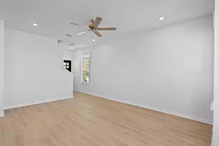 2212A Cornfield Dr, Pflugerville, TX 78660 - Photo 8