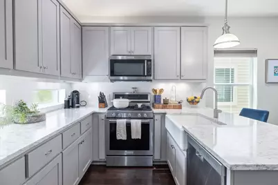 2705 Halcyon Drive, Austin, TX 78702 - Photo 6