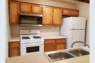 507 Greenlawn Boulevard, Round Rock, TX 78664 - Photo 4