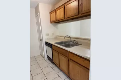 507 Greenlawn Boulevard, Round Rock, TX 78664 - Photo 6