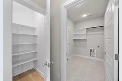 8013 Shining Flor Run, Lago Vista, TX 78645 - Photo 14