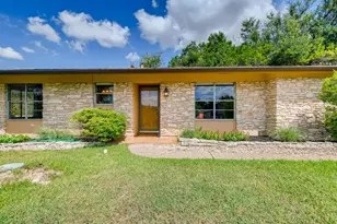 715 Vanguard St, Lakeway, TX 78734 - Photo 4