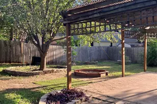 7409 Potters Trail, Austin, TX 78729 - Photo 38