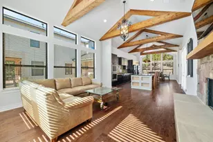 20607 Thurman Bend Rd, Spicewood, TX 78669 - Photo 10