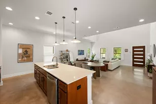 1800 Poquito St, Austin, TX 78702 - Photo 12