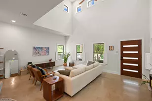 1800 Poquito St, Austin, TX 78702 - Photo 2