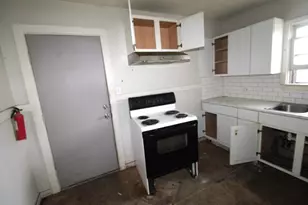 1411 W Main St, Gatesville, TX 76528 - Photo 4