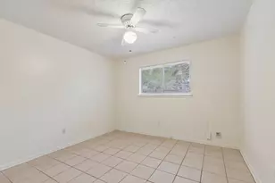 4703 Sagebrush Cir, Austin, TX 78745 - Photo 10