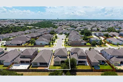 2632 Grizzly Way, Leander, TX 78641 - Photo 38