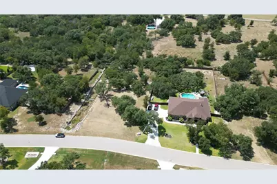 8378 Spring Creek Loop, Salado, TX 76571 - Photo 10