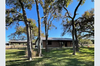 121 Dog Run, Burnet, TX 78611 - Photo 1