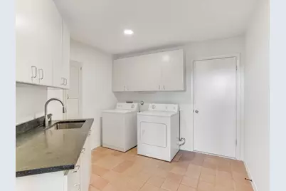 1302 Wild Basin Landing, Austin, TX 78746 - Photo 18