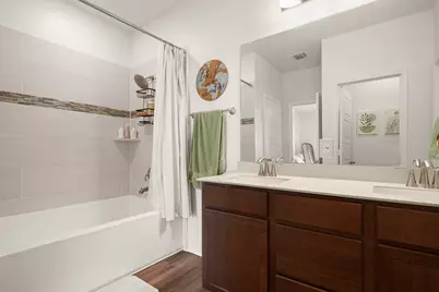 8213 Knoxville Trail, Austin, TX 78744 - Photo 12