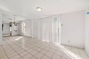 1114 Richardine Ave, Austin, TX 78721 - Photo 14