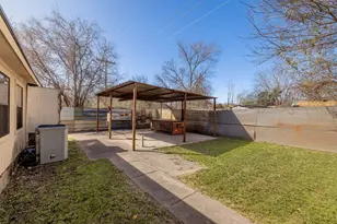 1114 Richardine Ave, Austin, TX 78721 - Photo 24