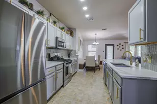 1201 N Darjeeling Dr, Pflugerville, TX 78660 - Photo 12