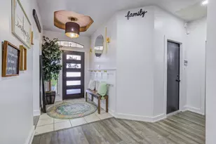 1201 N Darjeeling Dr, Pflugerville, TX 78660 - Photo 4