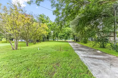 524 Turtle Lane, Seguin, TX 78155 - Photo 6