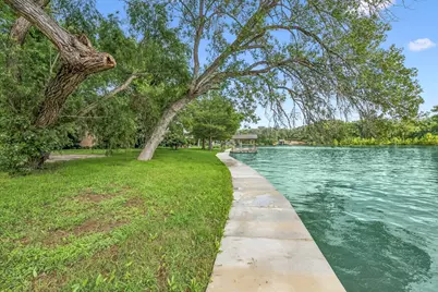 524 Turtle Lane, Seguin, TX 78155 - Photo 4