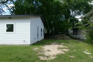 81 Waller St, Austin, TX 78702 - Photo 10