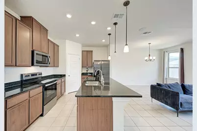 500 Dakota Creek, New Braunfels, TX 78130 - Photo 6