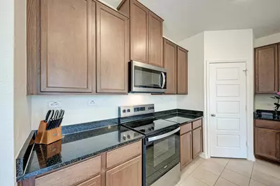 500 Dakota Creek, New Braunfels, TX 78130 - Photo 10