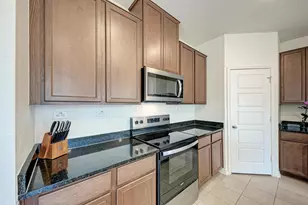 500 Dakota Crk, New Braunfels, TX 78130 - Photo 10