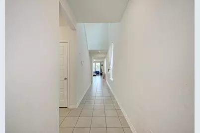 500 Dakota Creek, New Braunfels, TX 78130 - Photo 4