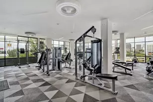 800 Embassy Dr, Austin, TX 78702 - Photo 6
