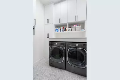 800 Embassy Drive #605, Austin, TX 78702 - Photo 22