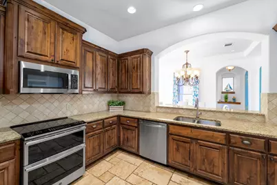 2802 Lohmans Ford Road #B, Lago Vista, TX 78645 - Photo 12