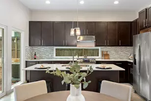 2805 Sol Wilson Ave, Austin, TX 78702 - Photo 6