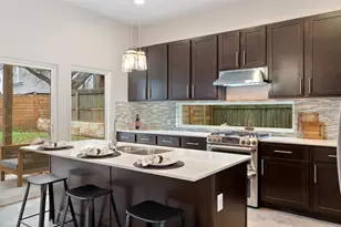 2805 Sol Wilson Ave, Austin, TX 78702 - Photo 12