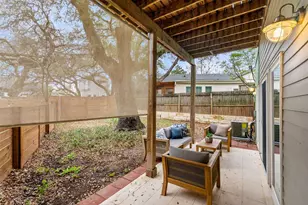 2805 Sol Wilson Ave, Austin, TX 78702 - Photo 34