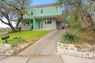2805 Sol Wilson Ave, Austin, TX 78702 - Photo 2